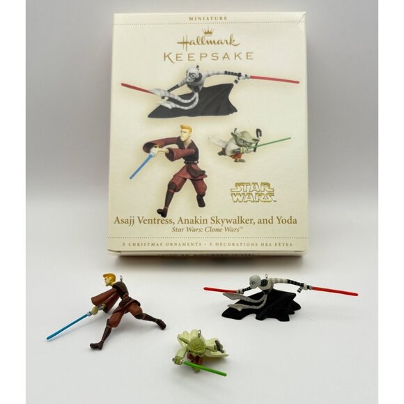 Hallmark Star Wars Clone War Mini Ornaments Asajj Ventress Anakin Skywalker Yoda - Picture 9 of 9
